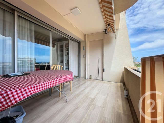 Appartement F3 à vendre - 3 pièces - 70,48 m2 - Antibes - 06 - PROVENCE-ALPES-COTE-D-AZUR