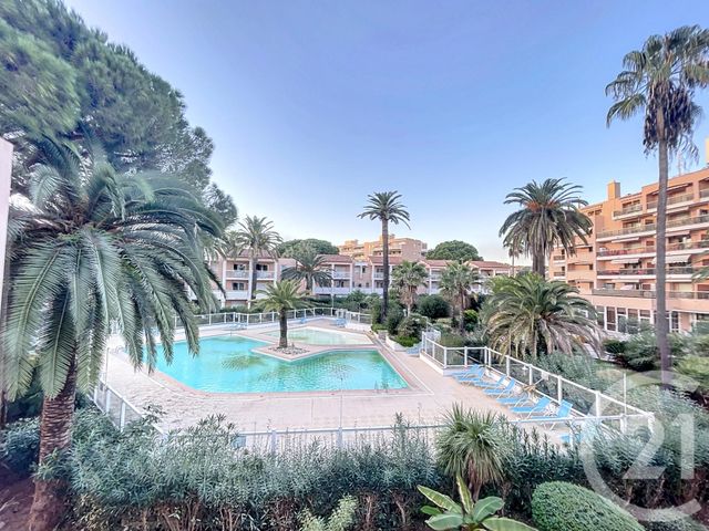 Appartement F2 à vendre - 2 pièces - 29 m2 - Le Golfe Juan - 06 - PROVENCE-ALPES-COTE-D-AZUR