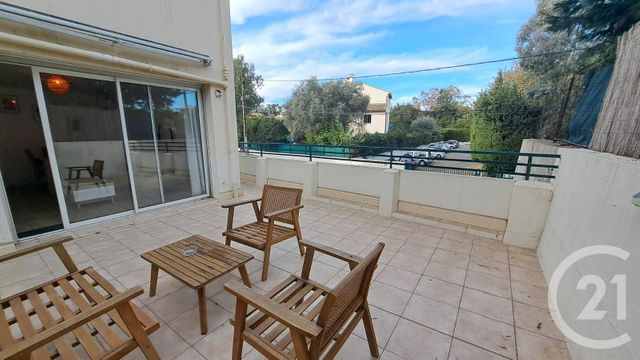 Appartement T2 à louer - 2 pièces - 39,32 m2 - Antibes - 06 - PROVENCE-ALPES-COTE-D-AZUR