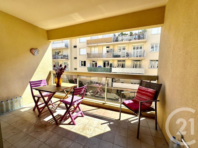 Appartement F2 à vendre - 2 pièces - 53 m2 - Juan Les Pins - 06 - PROVENCE-ALPES-COTE-D-AZUR