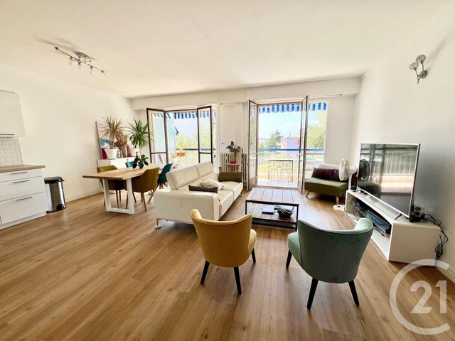 Appartement F4 à vendre - 4 pièces - 90,14 m2 - Juan Les Pins - 06 - PROVENCE-ALPES-COTE-D-AZUR